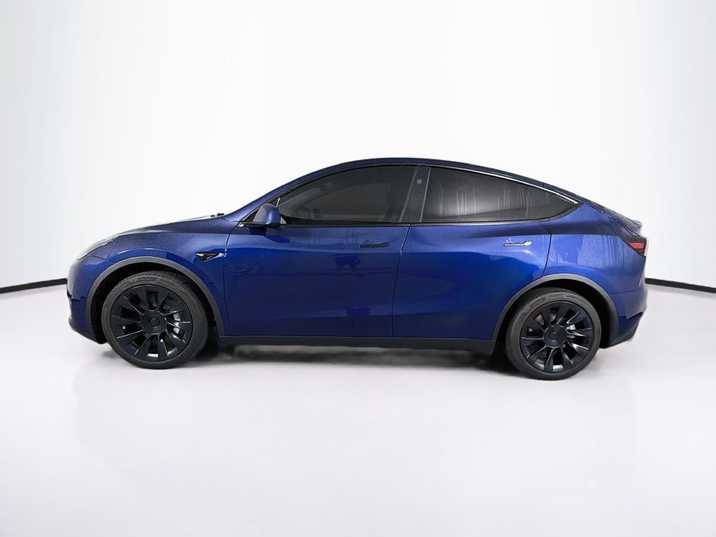 Used 2024 Tesla Model Y Long Range AWD/4WD image 6