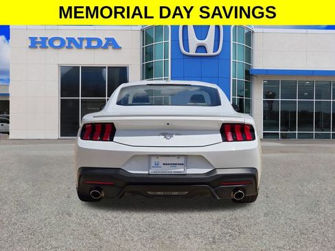 Used 2024 Ford Mustang Premium RWD image 4
