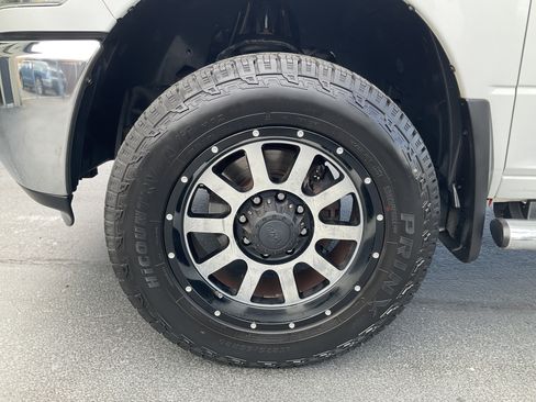 Used 2013 RAM 2500 Tradesman w/ Chrome Appearance Group AWD/4WD image 11