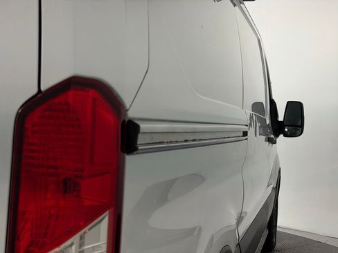 Used 2020 Ford Transit 150 Low Roof RWD image 43