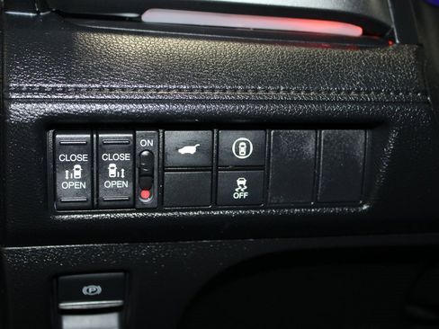 Used 2023 Honda Odyssey Sport image 9