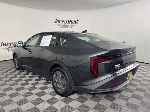 Used 2025 Kia K4 FWD image 8