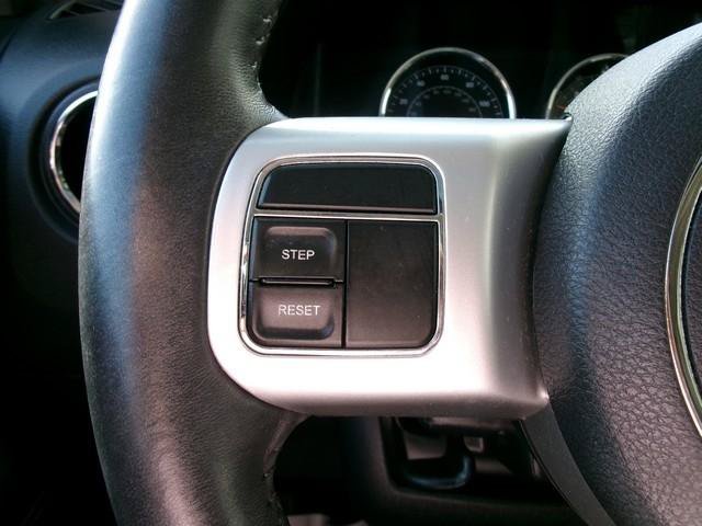 Used 2017 Jeep Compass High Altitude AWD/4WD image 13