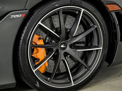 Used 2019 McLaren 720S RWD image 14