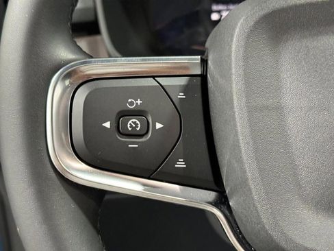 Certified 2024 Volvo C40 P8 Recharge Ultimate w/ Protection Package Premier image 32