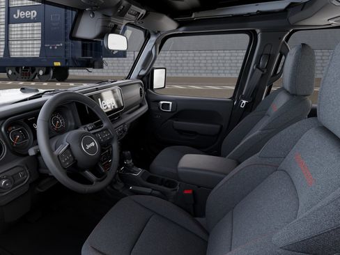 New 2026 Jeep Wrangler Unlimited Rubicon AWD/4WD image 30