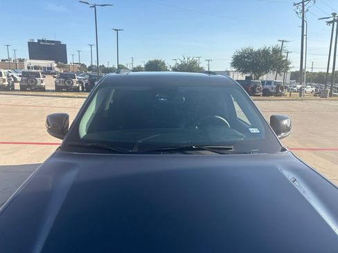 Used 2023 Jeep Grand Cherokee Limited w/ Black Appearance Package RWD image 5