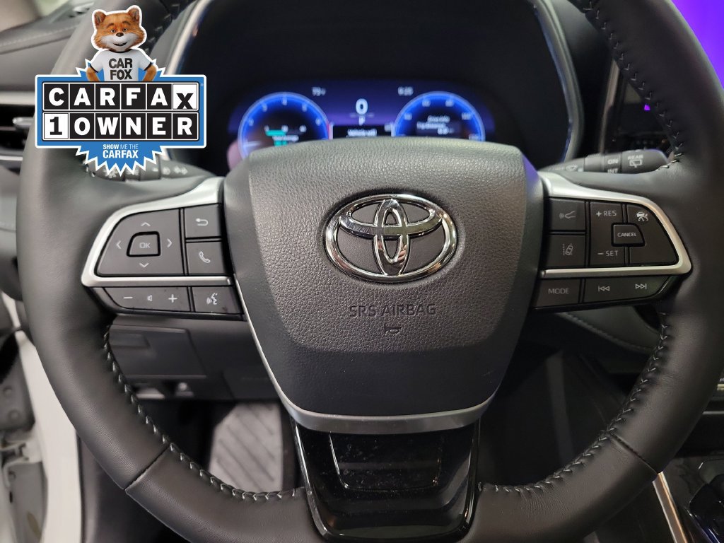 Used 2026 Toyota Highlander Platinum AWD/4WD image 24
