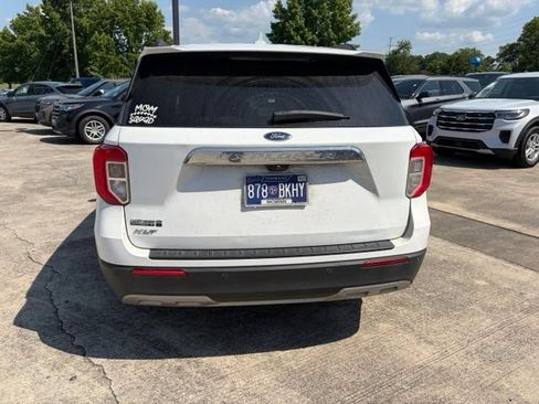 Used 2020 Ford Explorer XLT w/ Equipment Group 202A RWD image 37