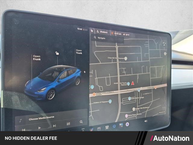 Used 2021 Tesla Model Y Long Range AWD/4WD image 1