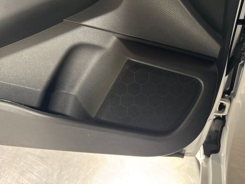 Used 2025 Nissan Sentra S FWD image 17