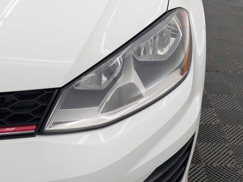 Used 2015 Volkswagen Golf image 10