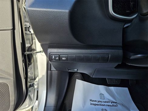 Used 2025 Toyota Corolla XSE image 17