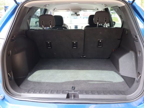 Used 2019 Chevrolet Equinox LS FWD image 38