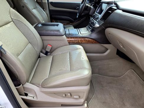 Used 2019 Chevrolet Suburban Premier image 74