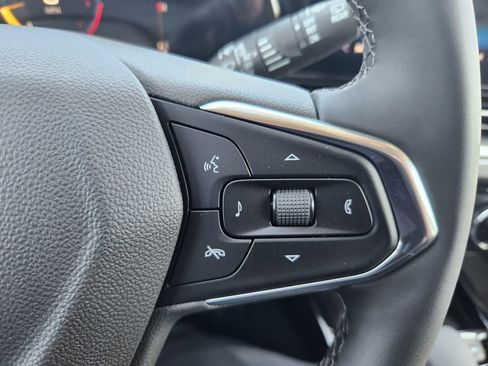 New 2026 Chevrolet Trax ACTIV w/ Sunroof Package FWD image 16