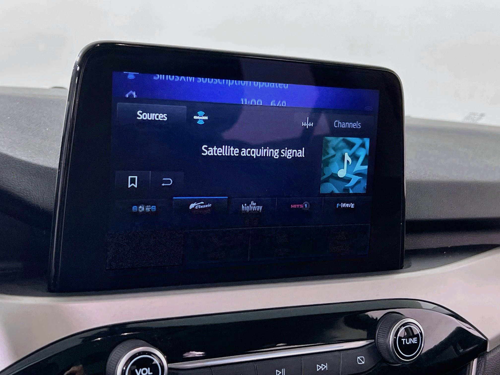 Used 2021 Ford Escape SEL AWD/4WD image 14