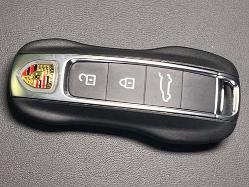 New 2026 Porsche Cayenne AWD/4WD image 43