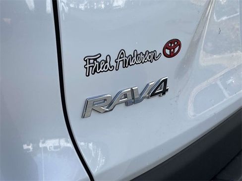 Used 2023 Toyota RAV4 Limited image 11