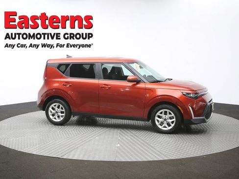 Used 2023 Kia Soul LX w/ Option Group 015 FWD image 47