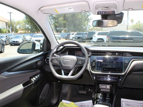 Used 2023 Chevrolet Bolt EUV LT FWD image 26