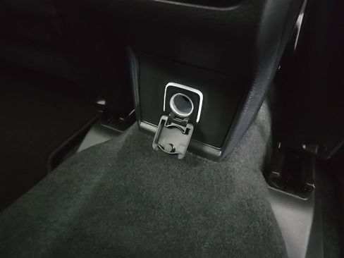 Used 2026 Jeep Compass Latitude image 77