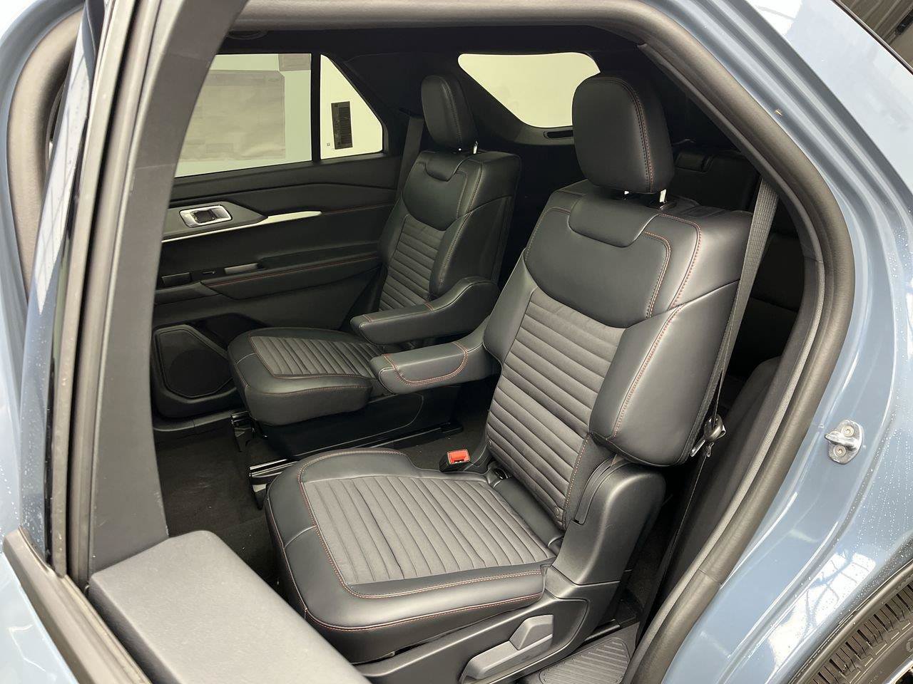New 2027 Ford Explorer ST-Line AWD/4WD image 15