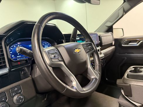 Used 2024 Chevrolet Silverado 1500 LT AWD/4WD image 73