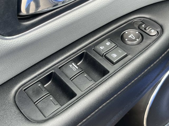 Used 2022 Honda HR-V EX image 25