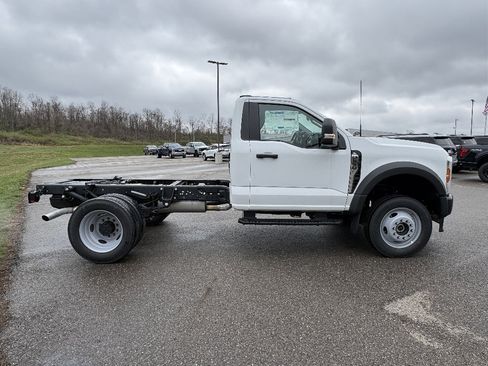 New 2026 Ford F550 4x4 Regular Cab Super Duty w/ Snow Plow Prep Package image 5