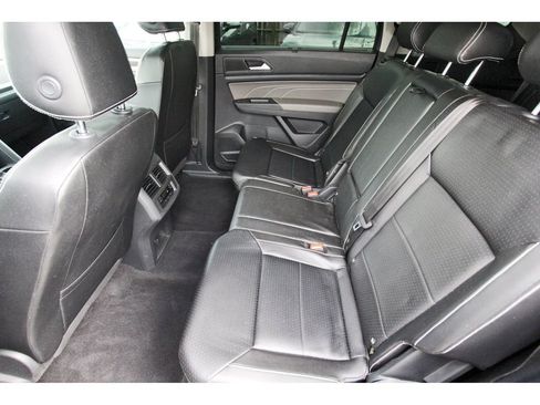 Used 2022 Volkswagen Atlas SE FWD image 10