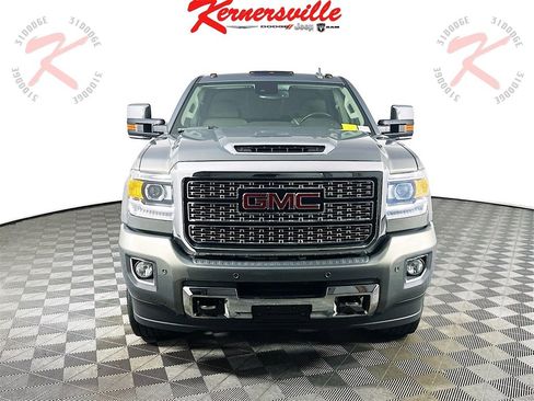 Used 2018 GMC Sierra 2500 Denali w/ Duramax Plus Package image 2