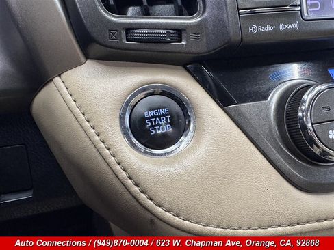 Used 2013 Toyota RAV4 Limited FWD image 17