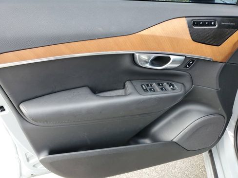 Certified 2024 Volvo XC90 B6 Plus w/ Protection Package Premier image 16