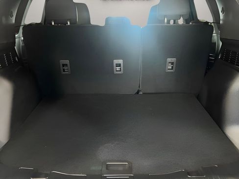 Used 2025 Ford Escape Active w/ Cold Weather Package FWD image 32