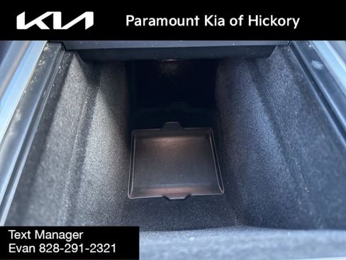 Used 2022 Tesla Model Y Long Range image 24