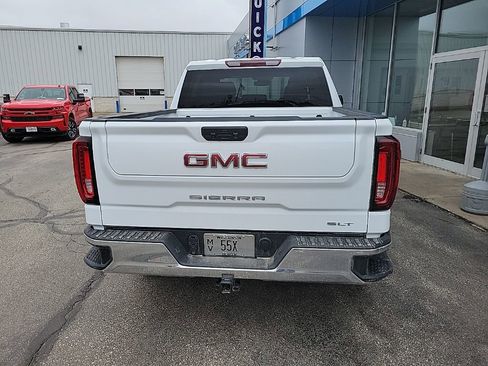 Used 2025 GMC Sierra 1500 SLT w/ SLT Convenience Package image 8