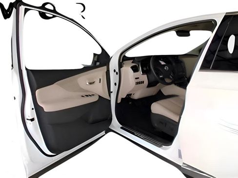 Used 2024 Nissan Murano SL FWD image 13