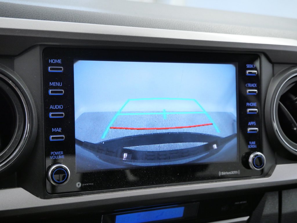 Used 2021 Toyota Tacoma SR5 AWD/4WD image 31