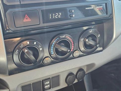 Used 2013 Toyota Tacoma 4x4 Double Cab w/ TRD Sport Pkg image 25