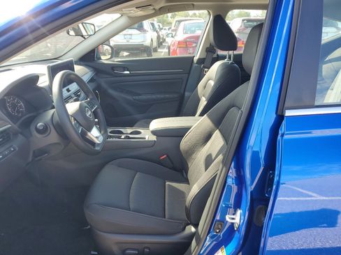 New 2025 Nissan Altima 2.5 SV w/ SV Special Edition Package image 9