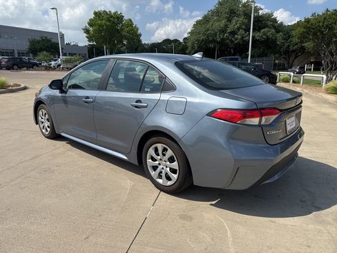Used 2024 Toyota Corolla LE image 4