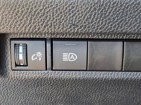 Used 2024 Toyota RAV4 XLE Premium AWD/4WD image 9