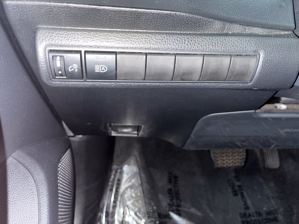 Used 2026 Toyota Corolla LE FWD image 55