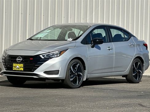 Used 2025 Nissan Versa SR w/ Trunk Package image 9