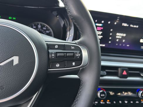 Used 2022 Kia K5 GT-Line w/ GT-Line FWD Premium Package image 19