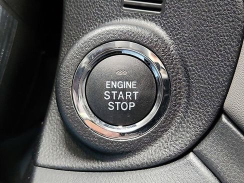 Certified 2025 Subaru Outback Onyx Edition image 19