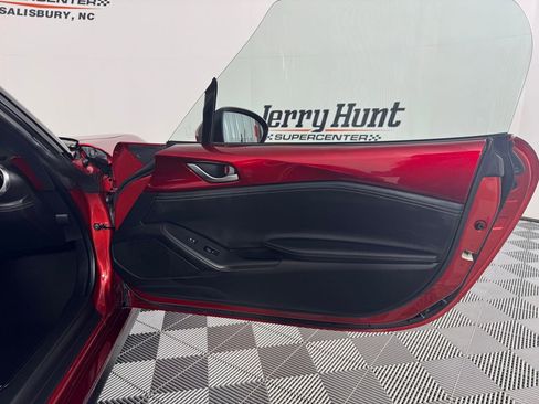 Used 2020 MAZDA MX-5 Miata Grand Touring image 24