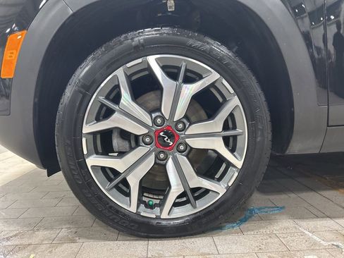 Used 2023 Kia Seltos SX image 26