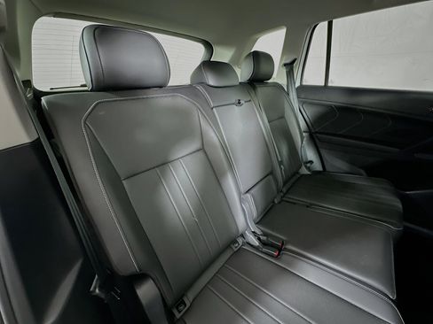 Used 2023 Volkswagen Tiguan SE AWD/4WD image 20